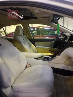 تۆیۆتا کامری